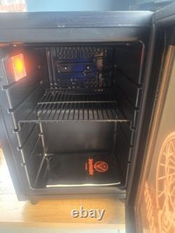Mini-réfrigérateur / congélateur Jägermeister avec lumière LED