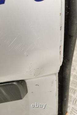 Porte de réfrigérateur-congélateur arrière nue en gris pour Mercedes Sprinter W906 2015