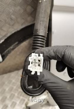 Porte de réfrigérateur-congélateur arrière nue en gris pour Mercedes Sprinter W906 2015