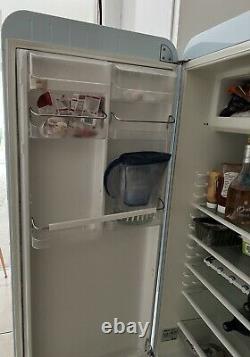 Réfrigérateur À Mousse Bleue