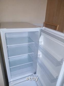 Réfrigérateur-congélateur Fridgemaster blanc brillant pose libre, congélateur en bas, 2 portes