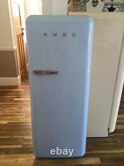 Réfrigérateur-congélateur SMEG bleu pastel PORTES uniquement