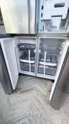 Réfrigérateur-congélateur Samsung RF65A977FSR de style américain Family Hub