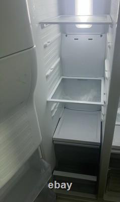 Réfrigérateur-congélateur Samsung blanc américain à portes doubles