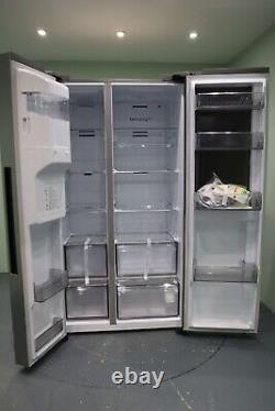 Réfrigérateur-congélateur Samsung côte à côte en acier inoxydable avec branchement RH68B8830S9/EU