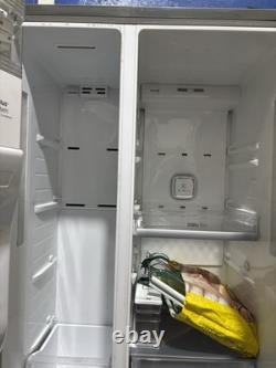 Réfrigérateur-congélateur américain LG en acier inoxydable à 4 portes avec eau/glace