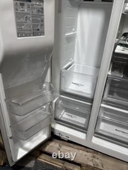 Réfrigérateur-congélateur américain LG en acier inoxydable à 4 portes avec eau/glace