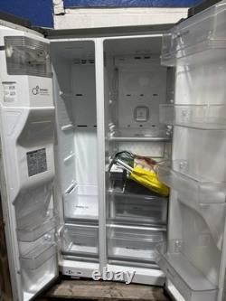 Réfrigérateur-congélateur américain LG en acier inoxydable à 4 portes avec eau/glace