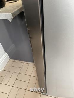 Réfrigérateur-congélateur américain Panasonic NR-B53V2 à deux portes
