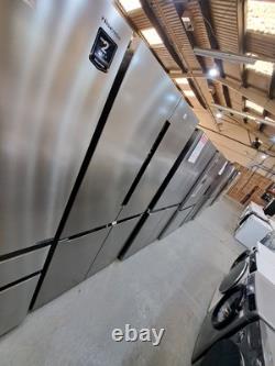 Réfrigérateur congélateur autonome Bosch Série 4 605 litres à quatre portes Easy KFN96VPEAG