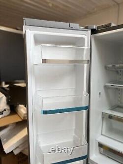 Réfrigérateur-congélateur de style français Bertazzoni REF904FFNXTC avec distributeur de glaçons - Prix de vente conseillé de 2 499 £
