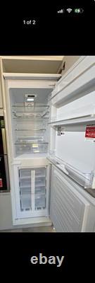 Réfrigérateur-congélateur encastrable intégré Hoover blanc, 2 portes, sans givre, neuf