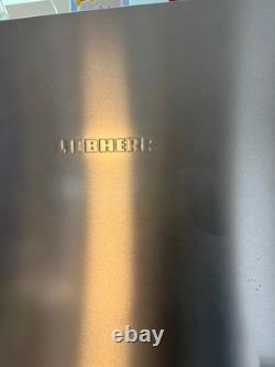 Réfrigérateur-congélateur indépendant en acier inoxydable LIEBHERR. Réfrigérateur-congélateur américain.