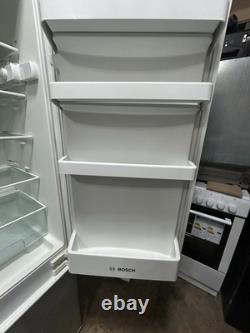 Réfrigérateur congélateur intégré Bosch 70/30 kiv38v01gb