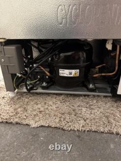 Réfrigérateur congélateur intégré Kenwood KIL60W23 avec éclairage LED, porte réversible