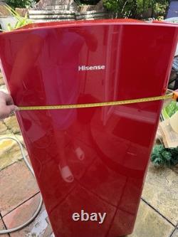 Réfrigérateur rétro Hisense rouge brillant autonome à 1 porte avec congélateur
