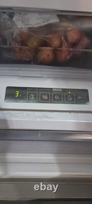 Samsung RL55VQBRS réfrigérateur-congélateur sans givre avec écran LCD 7 pouces en acier inoxydable