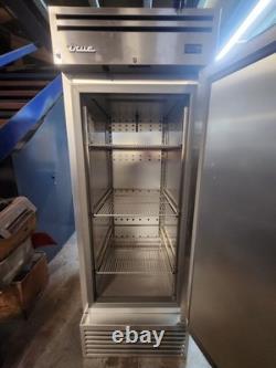 Véritable congélateur commercial vertical à une porte en acier inoxydable